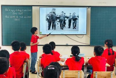 SINH HOẠT CHUYÊN MÔN – BÀI HỌC LỊCH SỬ TÍCH HỢP QUỐC PHÒNG, AN NINH